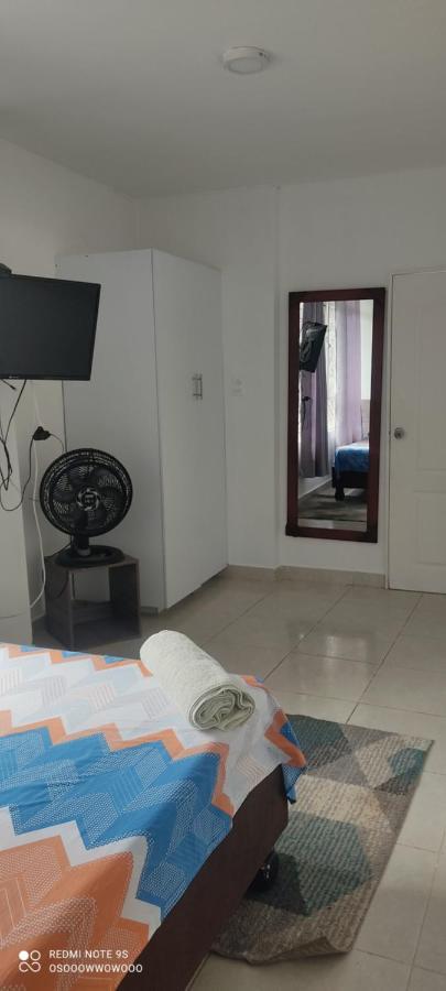 Home To Go Hostal Apartamentos Cali Dış mekan fotoğraf
